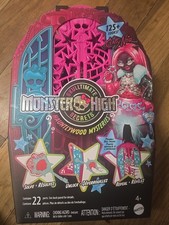 Monster High Skulltimate Secrets Hauntlywood Mysteries CATTY NOIR Doll New