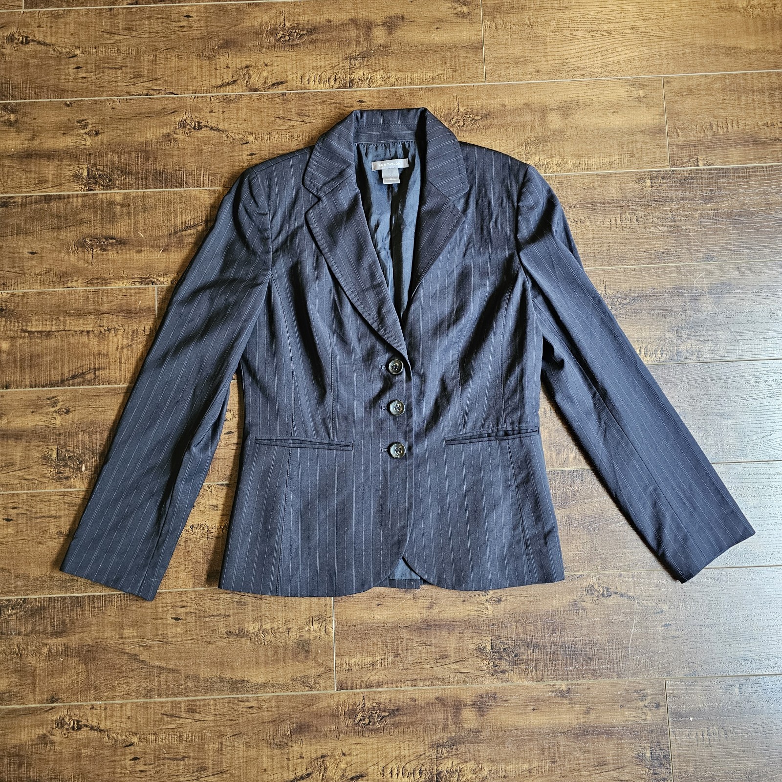 Ann Taylor Blazer Women Size 8 Navy Blue Pinstripe Wool Blend Button Jacket