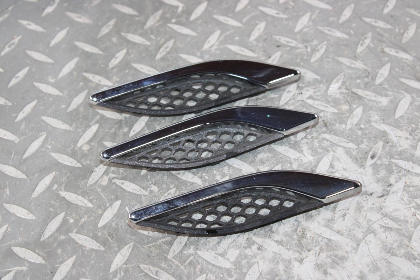 14-17 Ghibli Chrome LH LF Side Fender Vent Grille Grill Set Factory OEM Unit OE