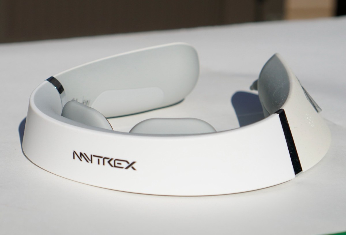 新品未開封　MYTREX EMS HEAT NECK MTREX DR. Heat Neck Portable EMS Neck and Shoulder Massager with