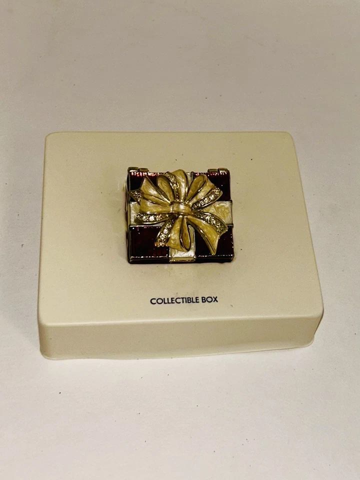 MONET Trinket Box CHRISTMAS PRESENT GIFT Collectible Enamel Keepsake - Image 2 of 4