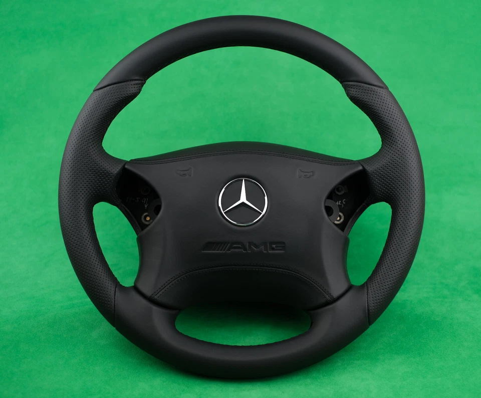 Volante a medida OEM Clase C W203 C55AMG C32AMG C36AMG AMG estampado Foto 2 de 4