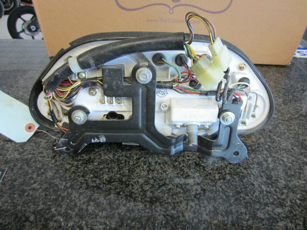 93 94 95 96 05 KAWASAKI zx6 zx6e ZZR ZZR600 GAUGES SPEEDOMETER