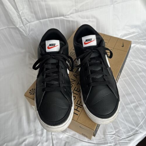 Size 8 - Nike Court Legacy Black White - image 1