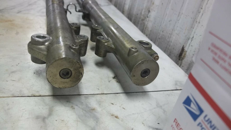 Amortiguadores horquillas delanteras Kawasaki ZN1100 ZN 1100 LTD 85 tubos Foto 3 de 4