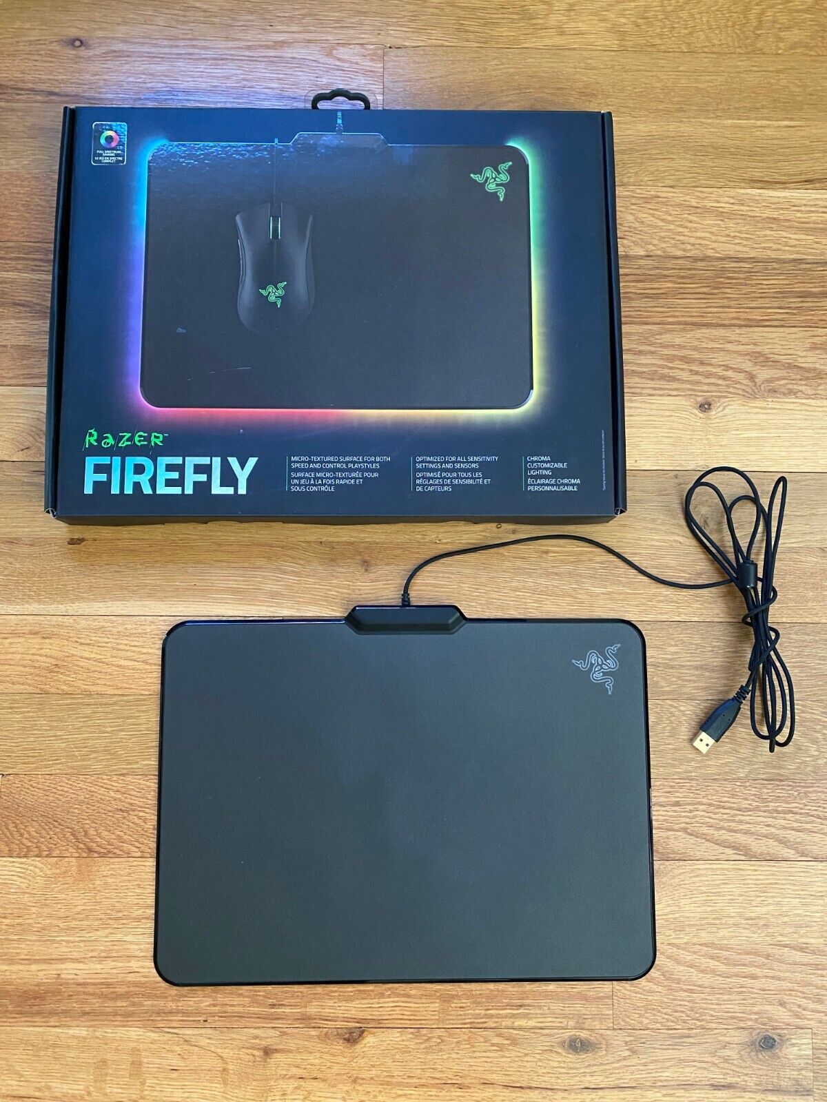 Razer Firefly Hard V2 RGB Gaming Mouse Pad: Customizable Chroma Lighting -  Built-in Cable Management - Balanced