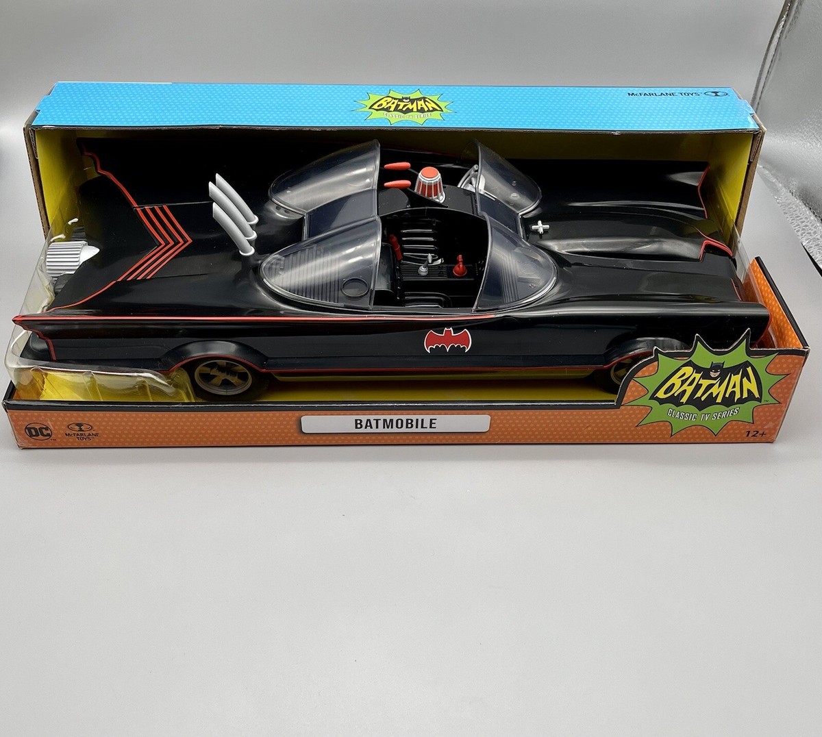 未開封　1/43 1955 TV SERIES BATMOBILE[R1795] Batman The Animated Series 1:43 - Eaglemoss Batmobile Model
