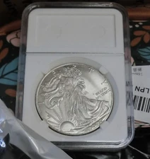 Box of Mixed Items Lot General Merchandise 22 Items See Pictures $1 ⭐A5⭐19⭐