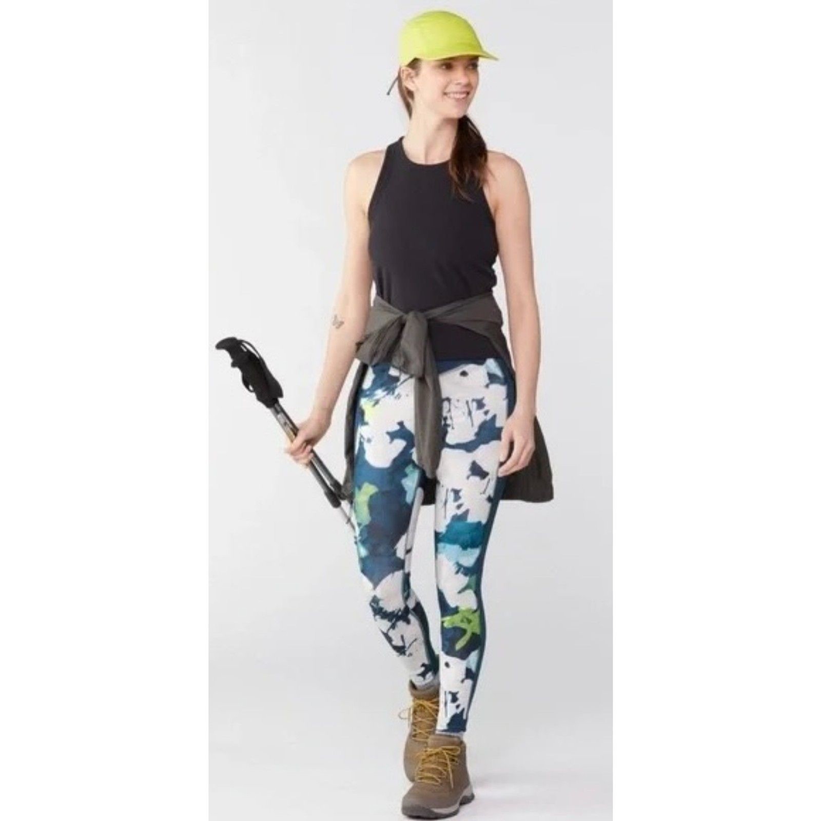 NEW The North Face Women's Abstract Watercolor Dune Sky Leggings in Blue Size M thumbnail 2