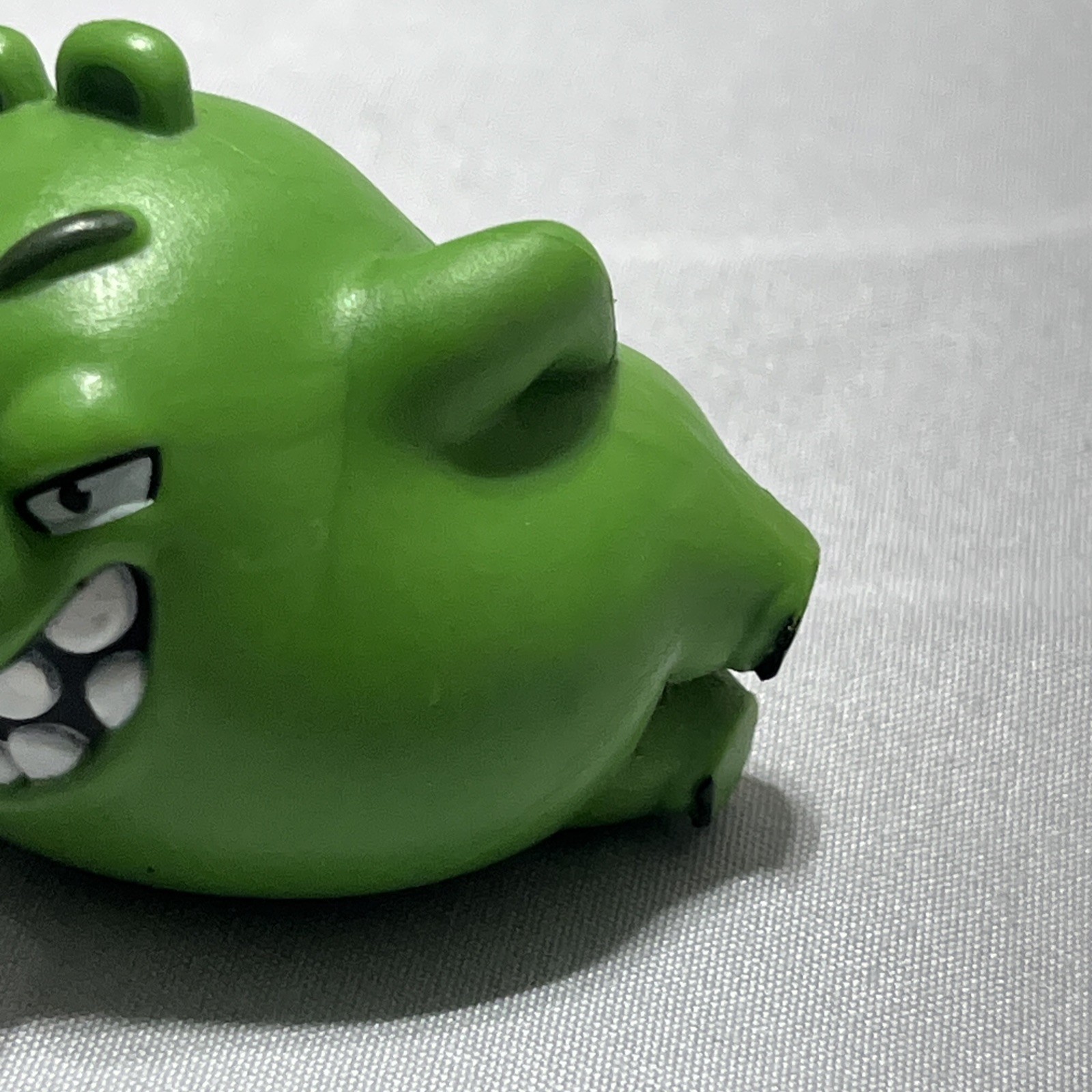 Angry Birds Rovio 2016 Action Figure PVC Sexy Lounging Pig Chuck