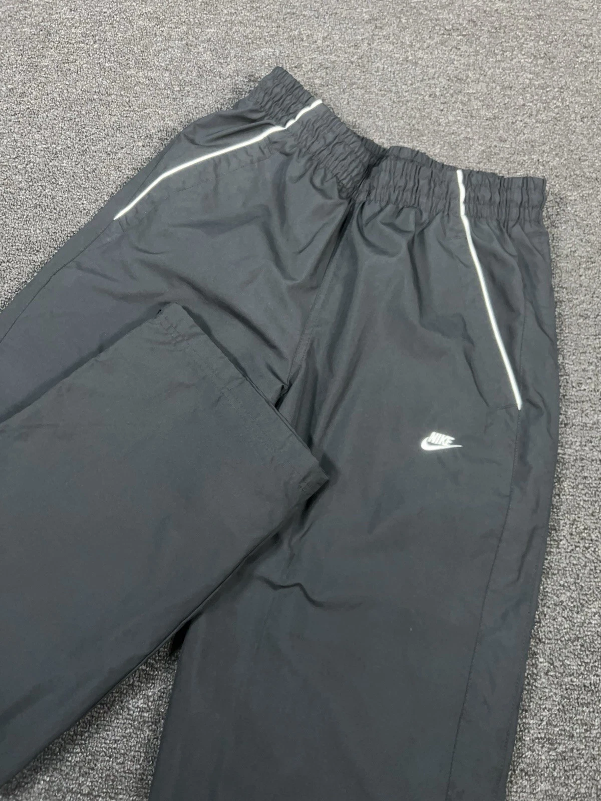 Vintage Nike Windbreaker Pants Men’s Small Black Baggy Drawstrings Lined 90s