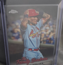 TOPPS CHROME: THE FAMILY BUSINESS YADIER MOLINA FBC-7 ST. LOUIS CARDINALS MLB