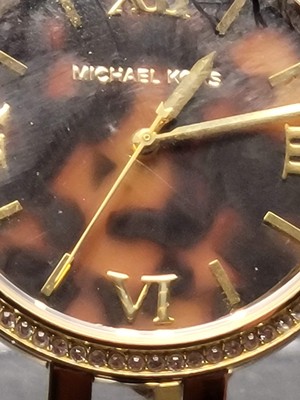 Michael Kors Women display picture 3