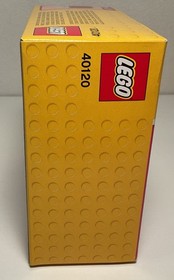 Lego #40120  Valentines Day Dinner Proposal.  New/sealed box  retired