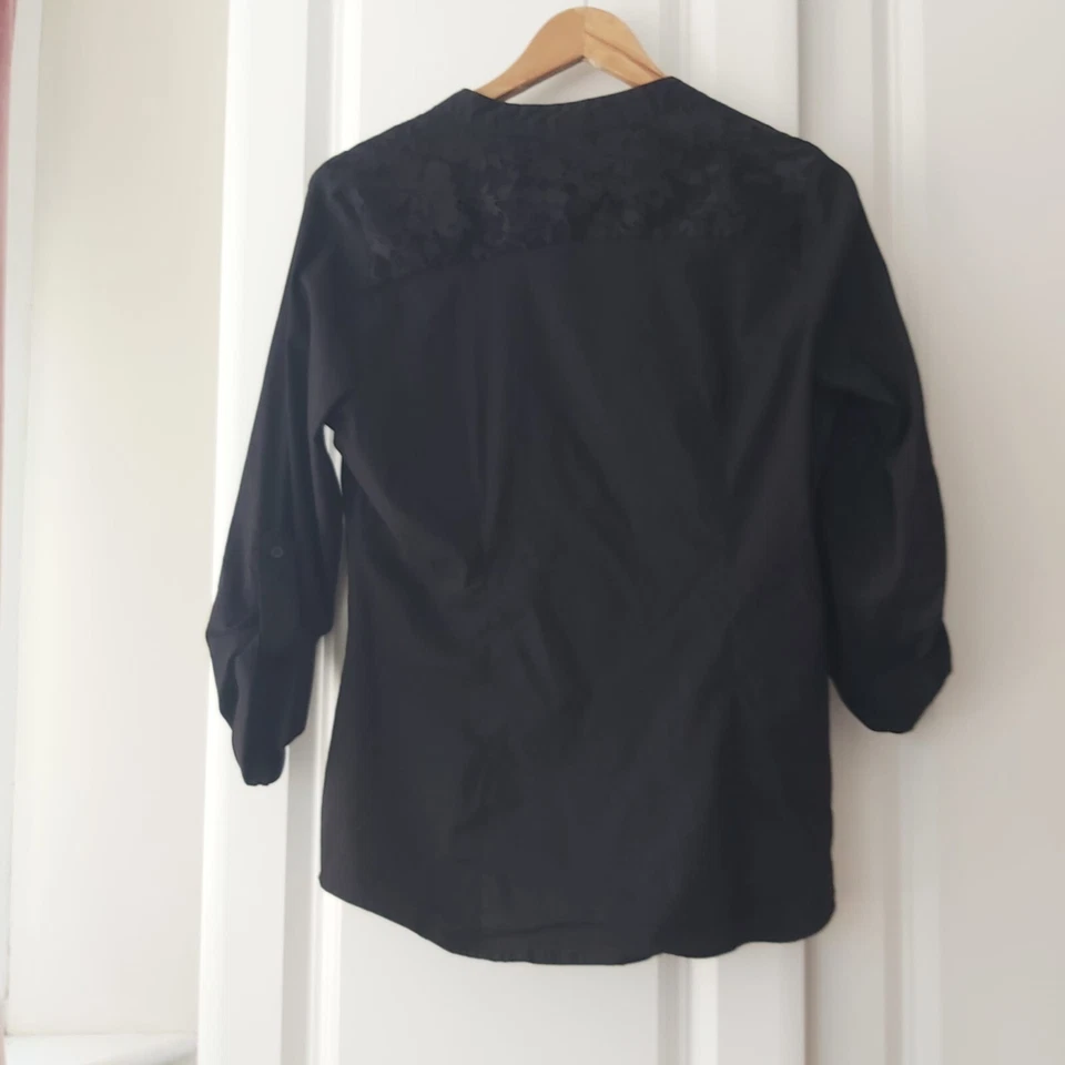 Next Blouse Women's Size 16 Black V-Neck Lace 3/4 Sleeve Workwear Smart Casual  - Image 3 of 4