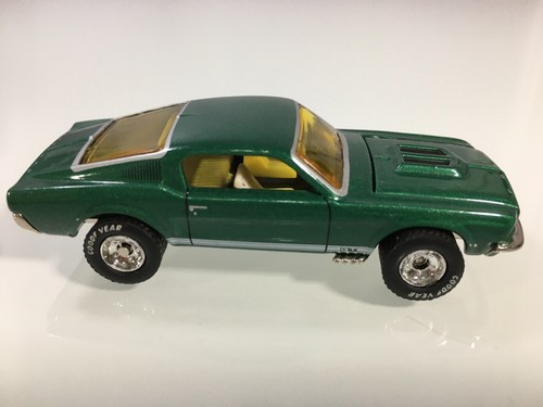 HOT WHEELS ‘67 CUSTOM FORD MUSTANG - Picture 2 of 12