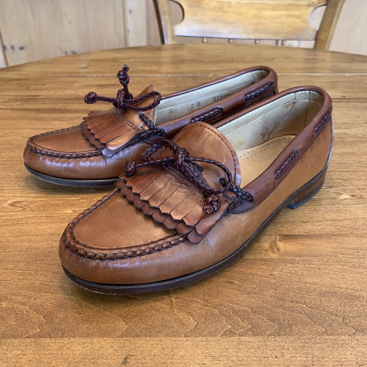 Mens Allen Edmonds Woodstock Kiltie Tie Loafers In British  display picture 3