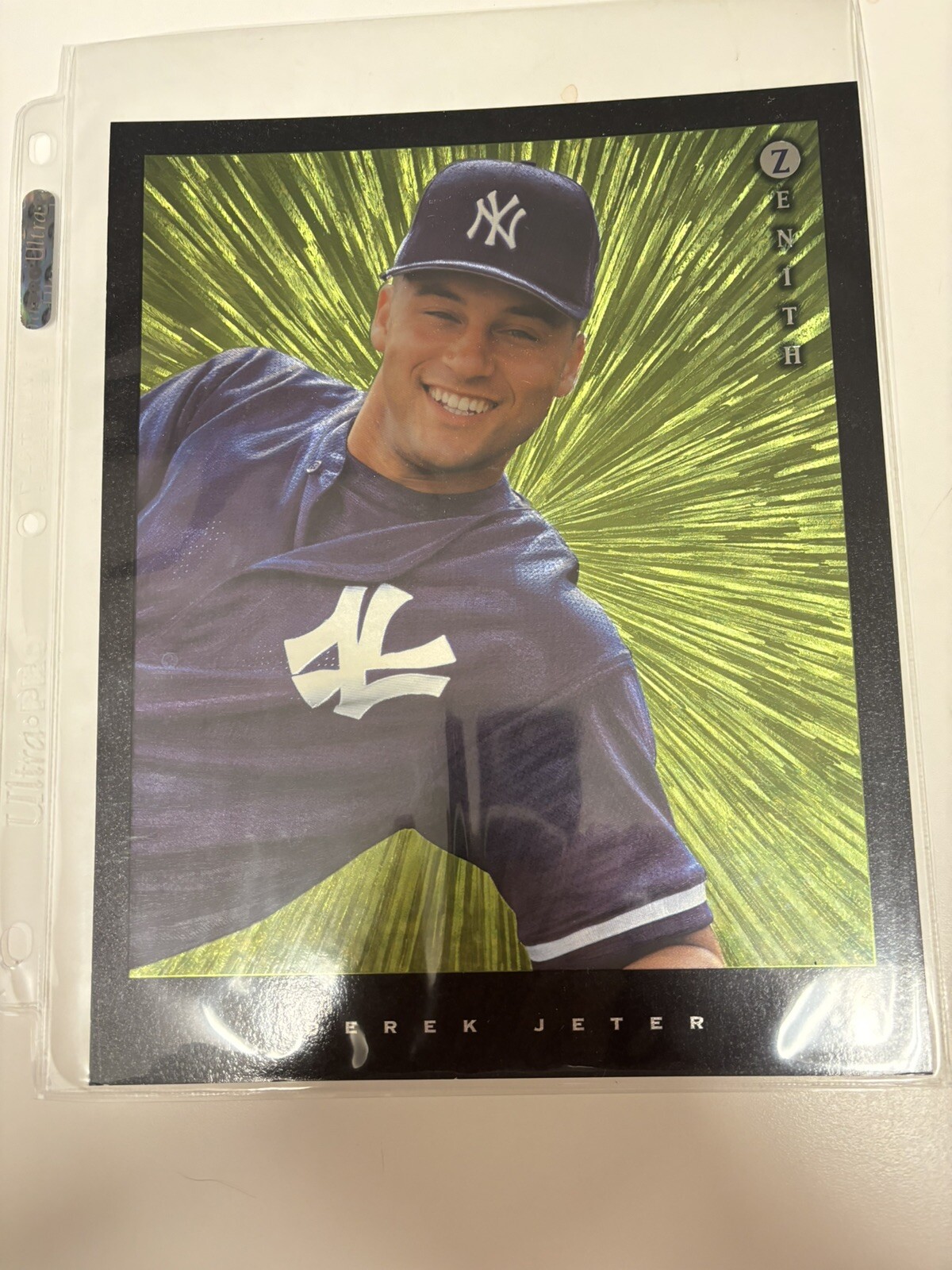 Derek Jeter 1997 Pinnacle Zenith 8x10 Base/Dufex Parallel (#17 of 24) Yankees