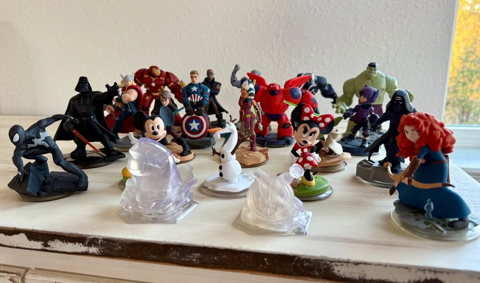 Disney Infinity 2.0 3.0 Lote 21 Figuras Base Xbox 1 Mickey Vader Negro Spiderman Foto 4 de 4