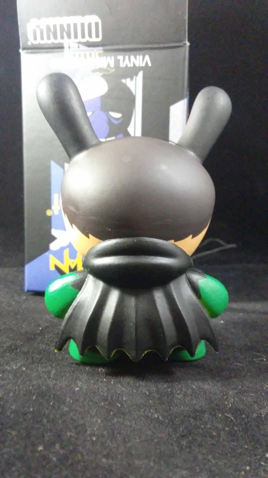 Kidrobot Batman Dunny 3 in inch Classic Robin 2/24 2017 - Image 4 of 4