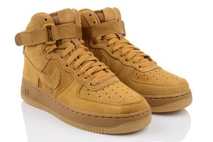 nike high top sneaker damen