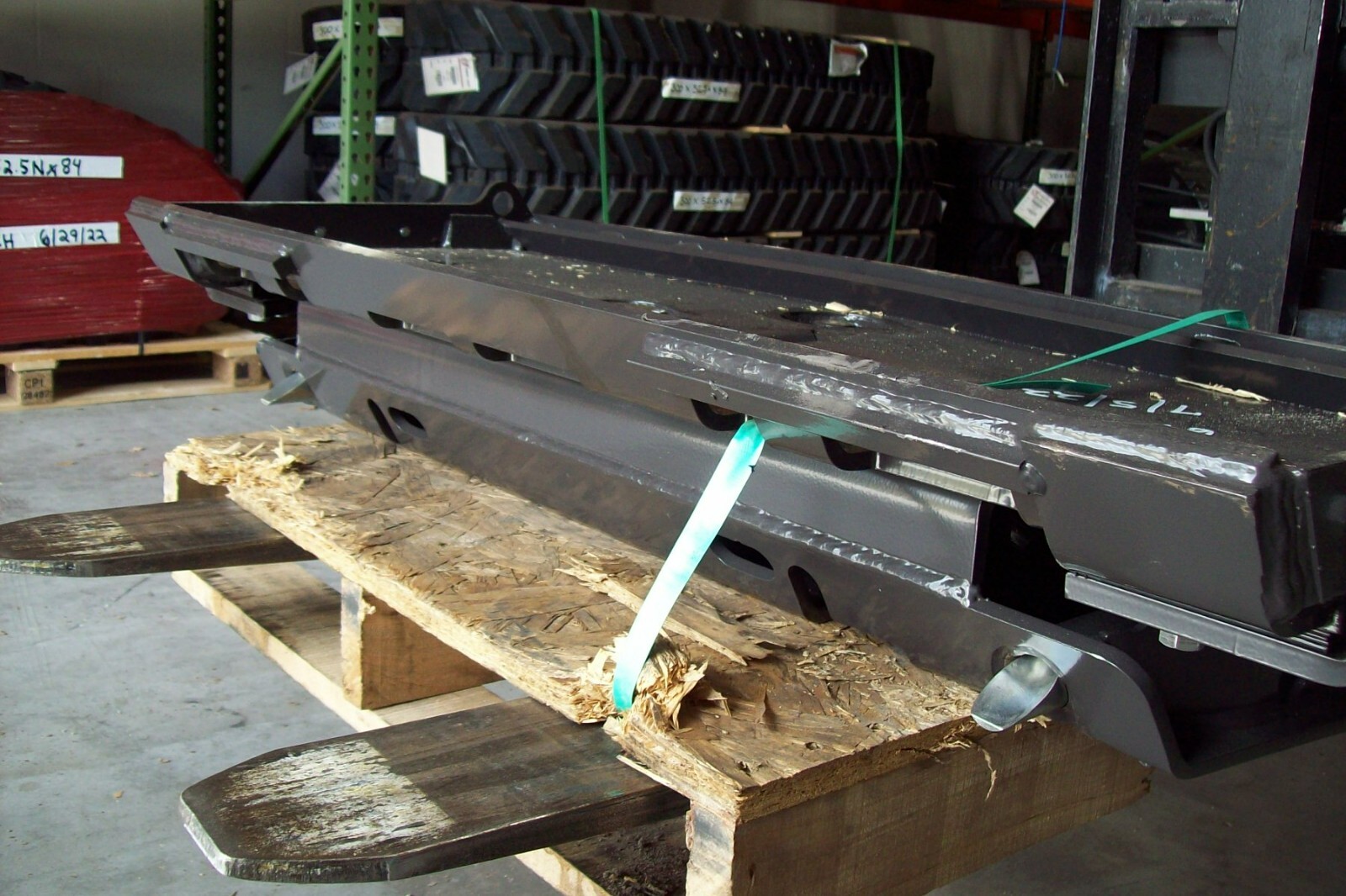 BRADCO UNIVERSAL TILT ATTACH ATTACHMENT TILT-TACH FITS BOBCAT & MORE SKID STEERS