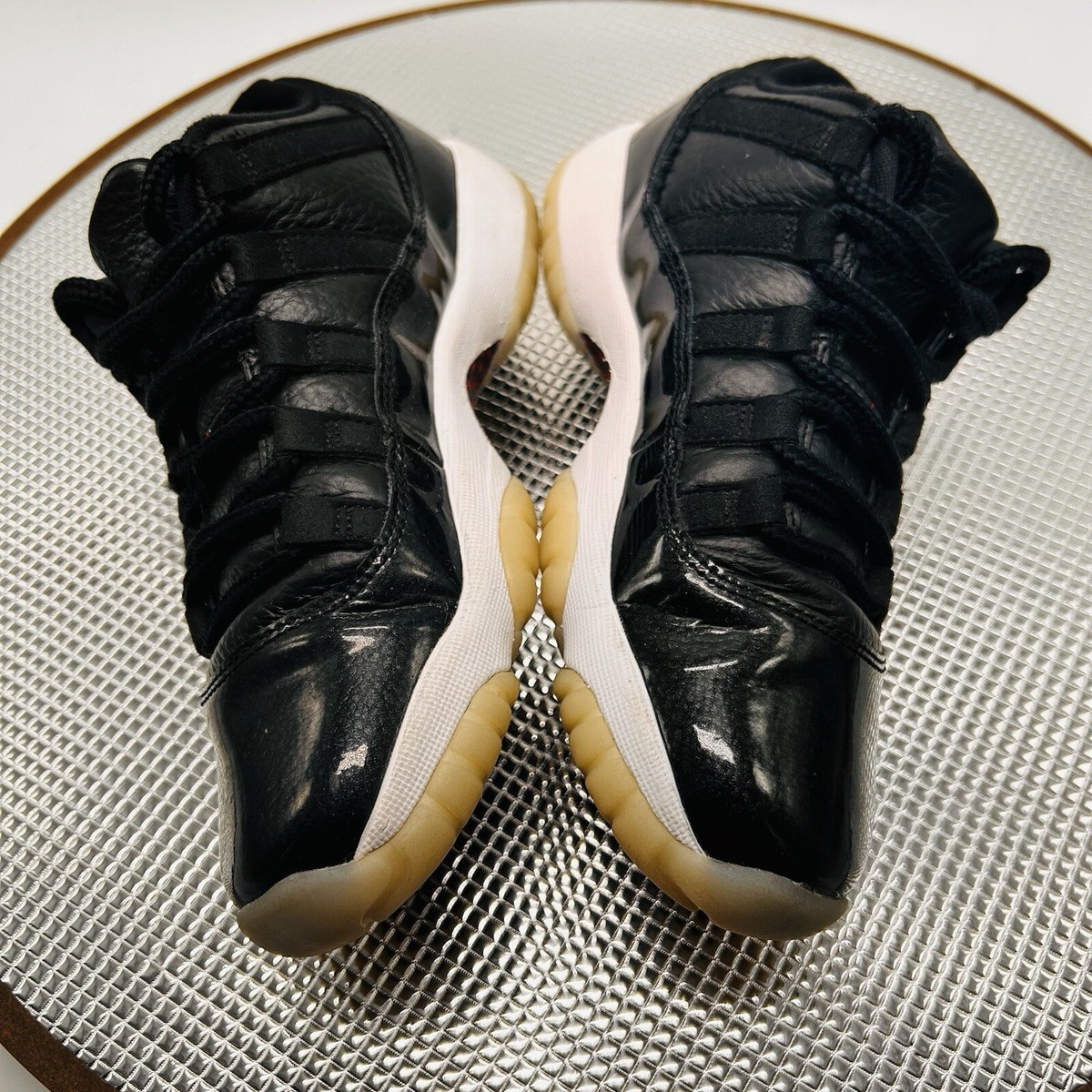 Nike Air Jordan 11 Retro Low Sz 5 Youth Black White Basketball
