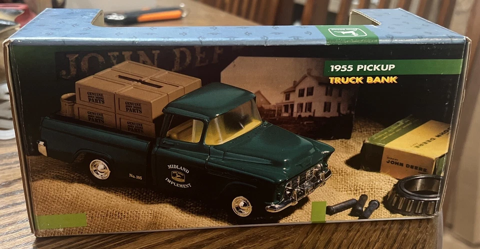 1992 ERTL JOHN DEERE MIDLAND IMPLEMENT 1955 GREEN CHEVY PICKUP TRUCK BANK 1/25 - Image 2 of 2
