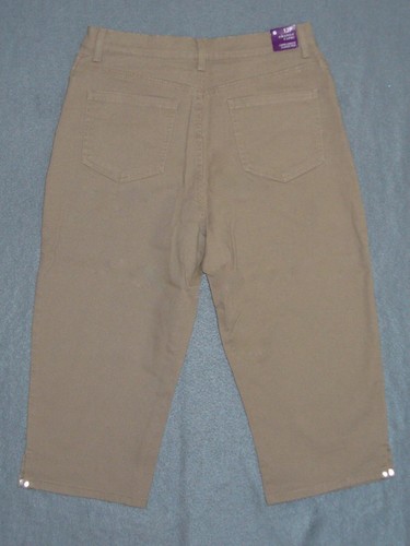 NWT Women's Gloria Vanderbilt Amanda Denim Capris - U Pick - New Added 3/23/25 - Picture 29 of 49