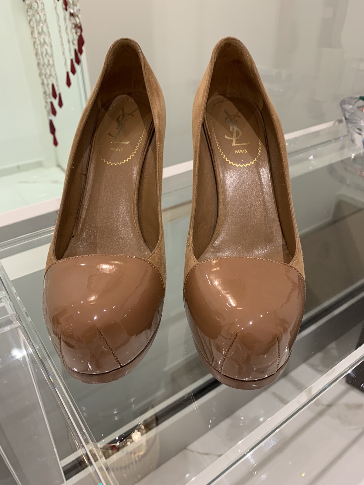 SAINT LAURENT Décolleté YSL Tribute Tribtoo in pelle verniciata scamosciata plateau nude marrone taglia 39 5