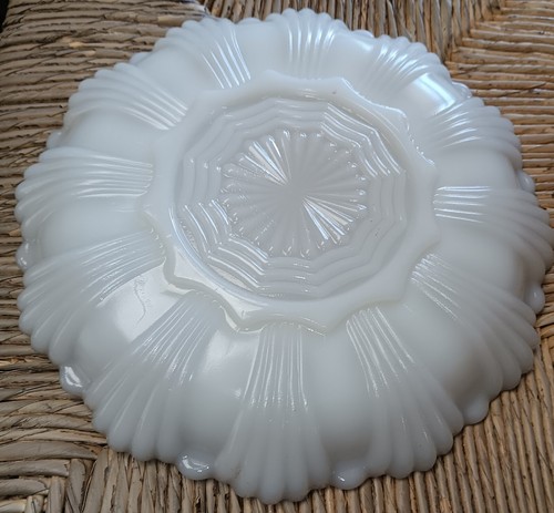 1950's Anchor Hocking Fire King Milk Glass w/ Gold Rim Deviled Egg Tray - Picture 3 of 6