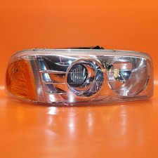 Gmc Yukon Headlight Right Passenger 2001 2002 2003 2004 2005 2006 15150996 Oem
