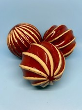 3 Decorative Ceramic Burgundy Carpet Balls Sphere Ribbed Red Home Decor Swirl 4”