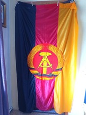 Fenster Fahne Flagge DDR original mit aufgen&auml;htem Emblem 120x200 cm