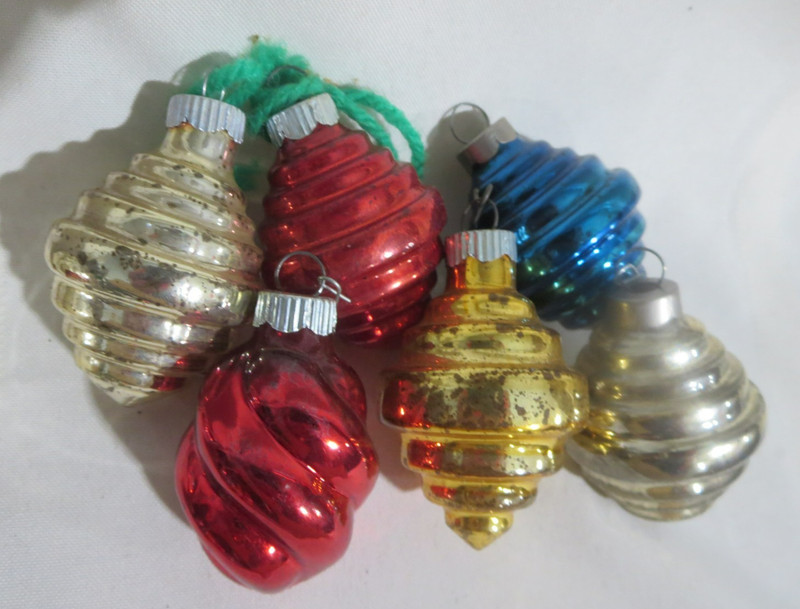 6 Vintage Blown Glass Atomic Christmas Tree Ornaments 1 Swirl