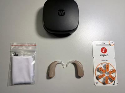 Widex Magnify 40 BB3 BTE hearing aids wireless