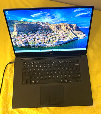 Dell XPS 15 7590 15.6'' Core i7-9750H 16GB RAM 256GB SSD NVIDIA GTX 1650 W11P