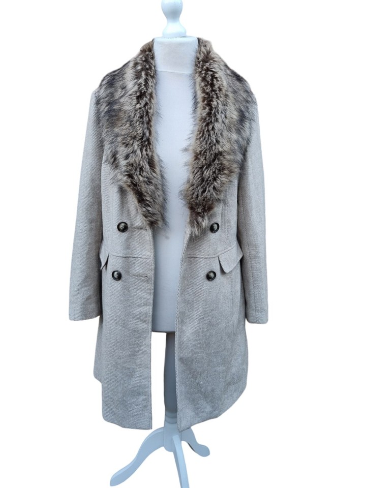 Stylish Red Herring Wool Blend Coat with Faux Fur Collar Size 16 eBay