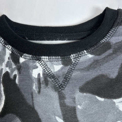 Boys 2T Toddler Sweatshirt Pullover Black White Long Sleeve Warm Ideology NWT - Picture 4 of 10
