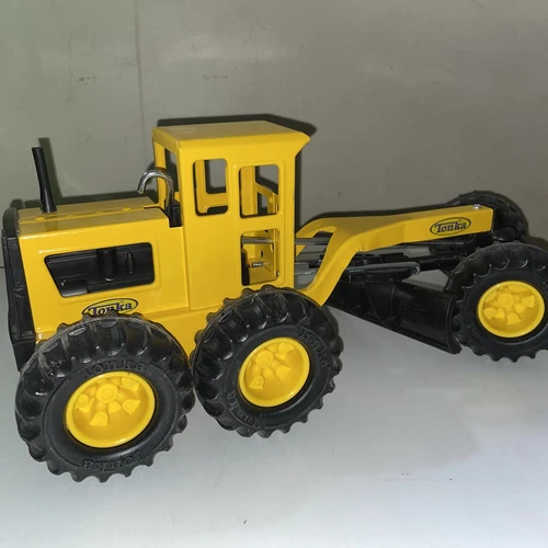 Hasbro 2012 Tonka Yellow Road Grader Pressed Steel Construction 17" Long #92510