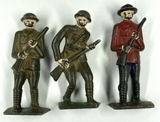 Vintage Cast Iron Military Army Soldiers With Rifles - Lot Of 3