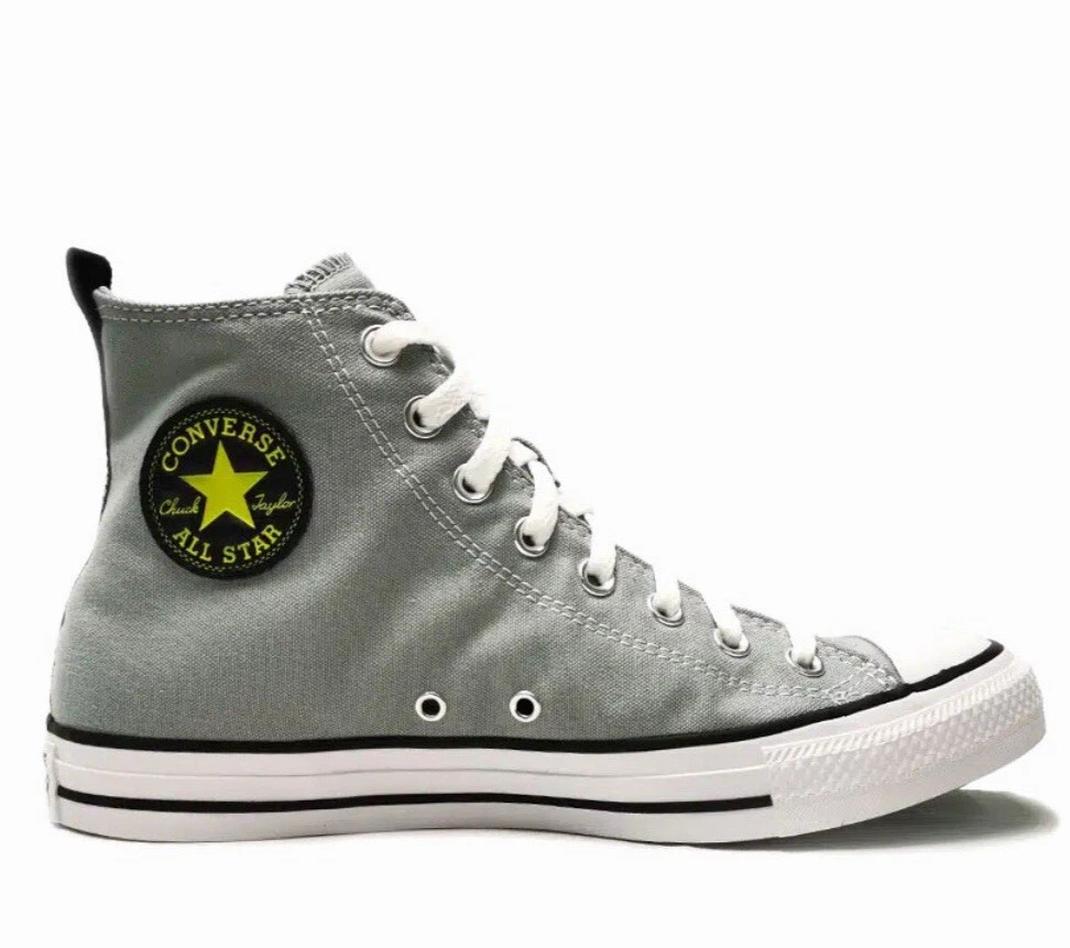 Converse CTAS Padded High Top Classic Canvas Sneaker Men 7 / Women 9 172016C