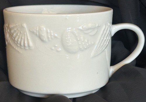 Lynn’s Stoneware Seashore Set Of 2 Coffee Cups c1997-2008 Embossed Seashells - Picture 7 of 13