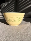Pyrex Shenandoah Mixing Bowl #401 Nesting Vintage Yellow Green
