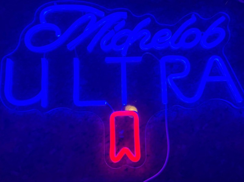 16''x16'' Michelob Ultra Ribbon Beer Vivid LED Neon Sign With Dimmer USB Powered