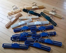 Lot of 17 Vintage Tamor Metal  Plastic Clamp Hangers Pants Skirts Retro Working