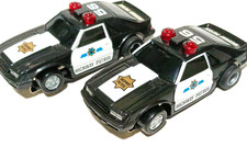 2 slotcar TYCO 56 Ford Mustang police car with lights/sound./Uturn chassis Look