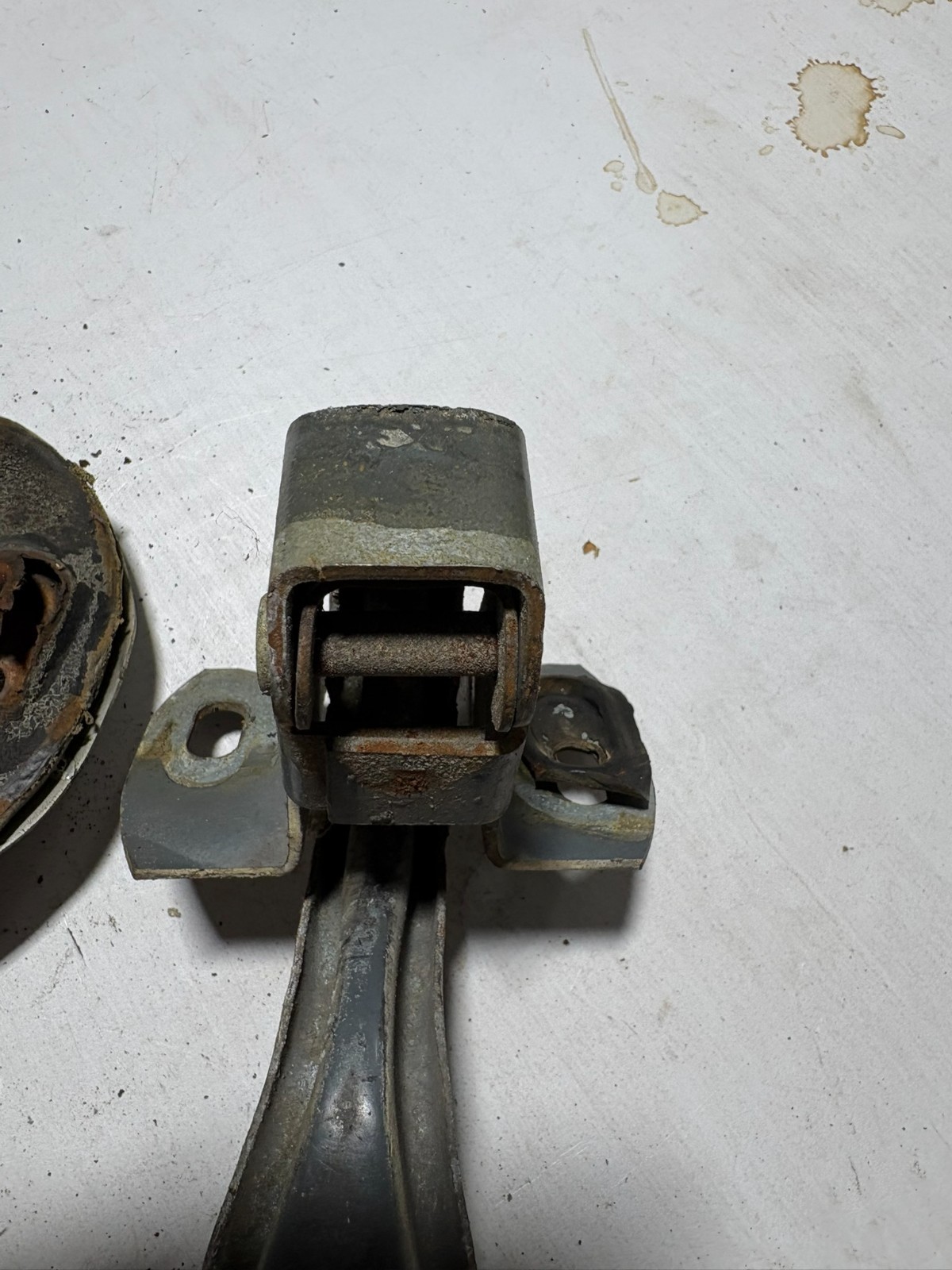 Ford GT 1979-1993 Engine lid hinges Set