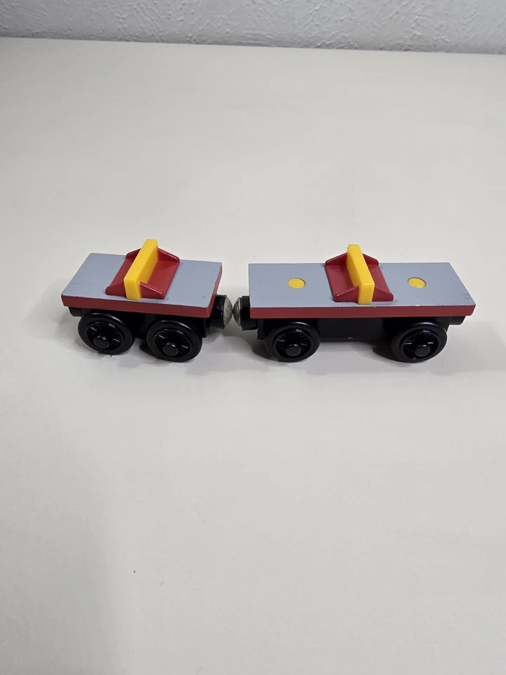 Thomas and Friends Tren de Madera Rocky’s Front Car & Rocky’s Back Car Lote de 2 Foto 3 de 4