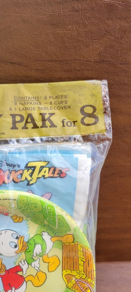 Paquete de suministros de fiesta de cumpleaños vintage de los años 80 Duck Tales platos servilletas tazas Foto 2 de 4